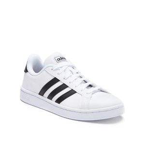 ADIDAS Women’s Grand Court Lace-Up Sneaker. Size 8.